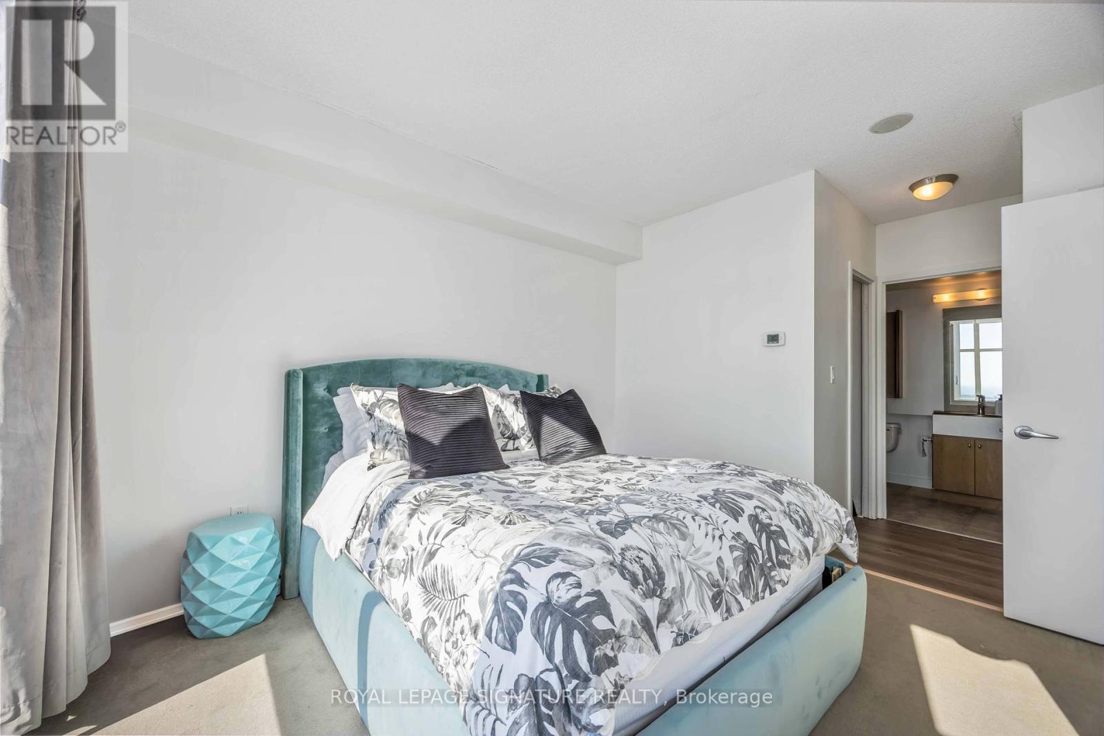 3309 - 35 Mariner Terrace, Toronto, Ontario  M5V 3V9 - Photo 15 - C12453878