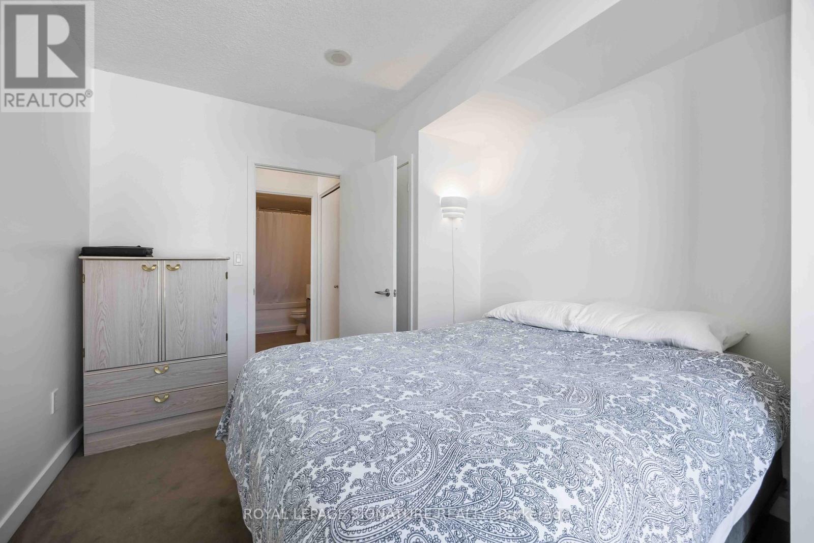 3309 - 35 Mariner Terrace, Toronto, Ontario  M5V 3V9 - Photo 20 - C12453878