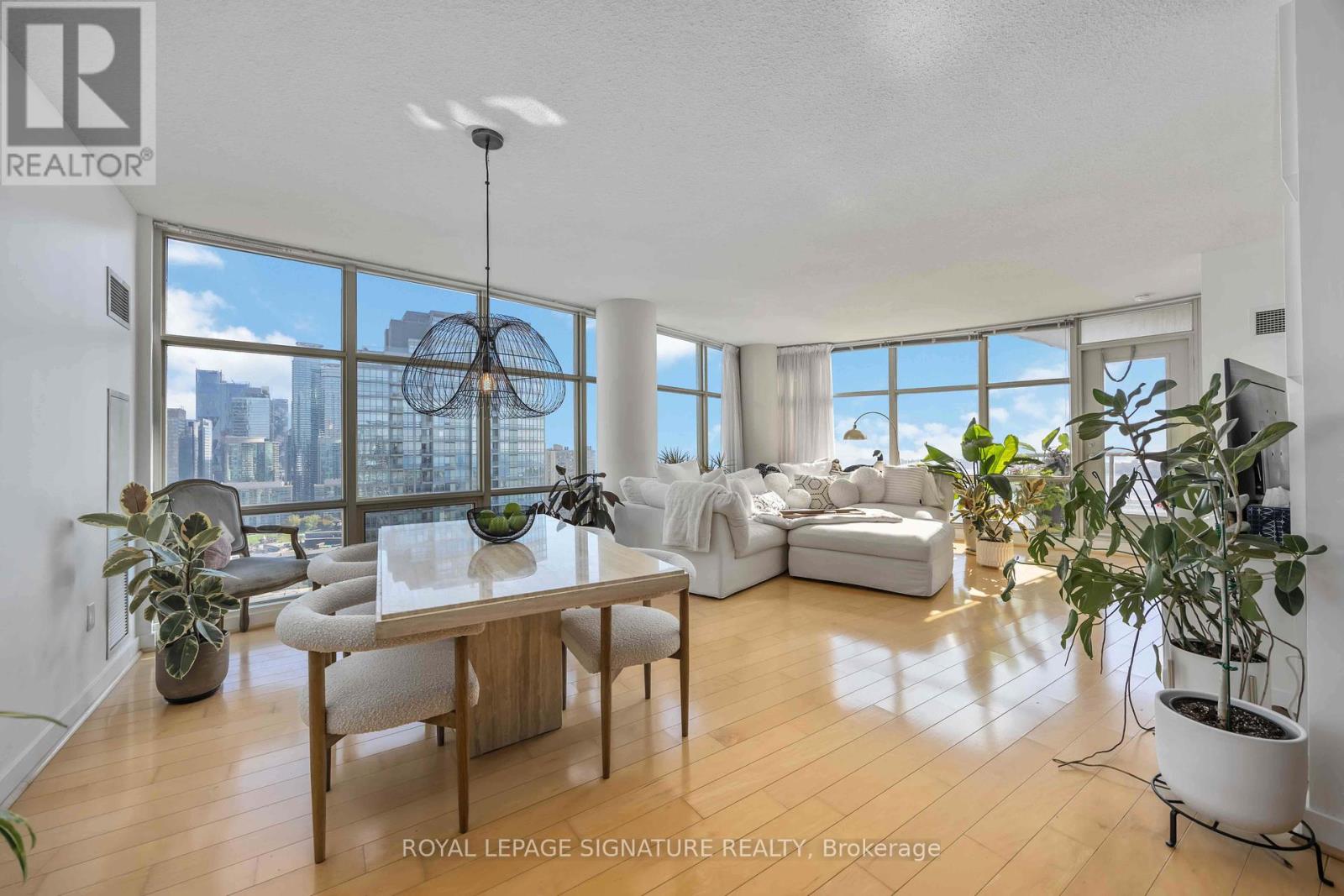 3309 - 35 Mariner Terrace, Toronto, Ontario  M5V 3V9 - Photo 8 - C12453878