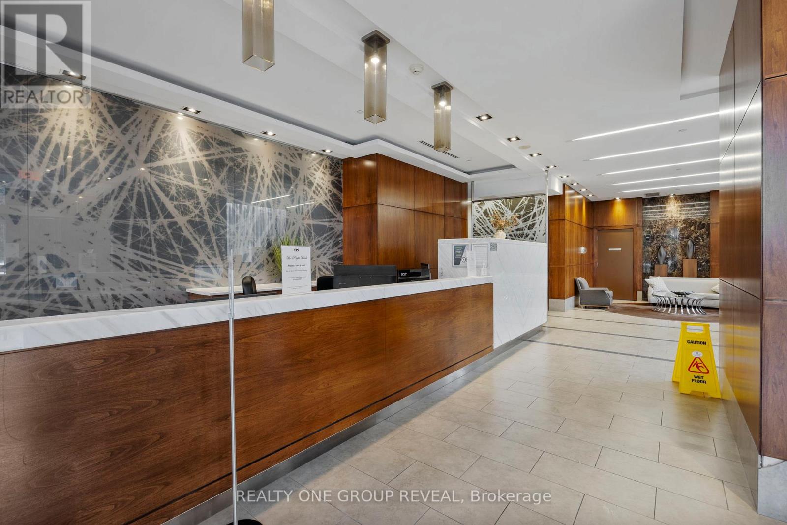 1109 - 2015 Sheppard Avenue E, Toronto, Ontario  M2J 0B3 - Photo 4 - C12453894