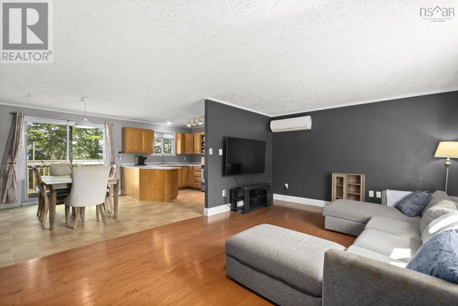 Property at 14 Ernest Avenue image 5