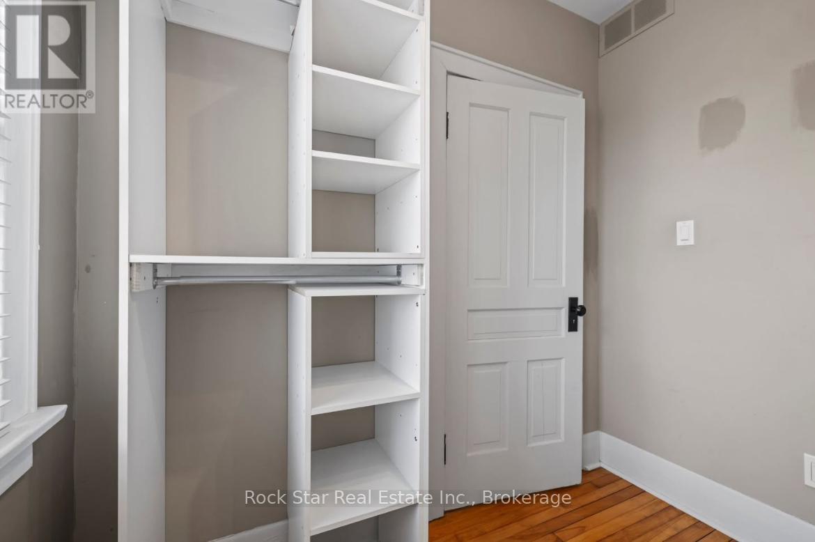 225 Chaffey Street, Welland, Ontario  L3B 2Y7 - Photo 15 - X12418695