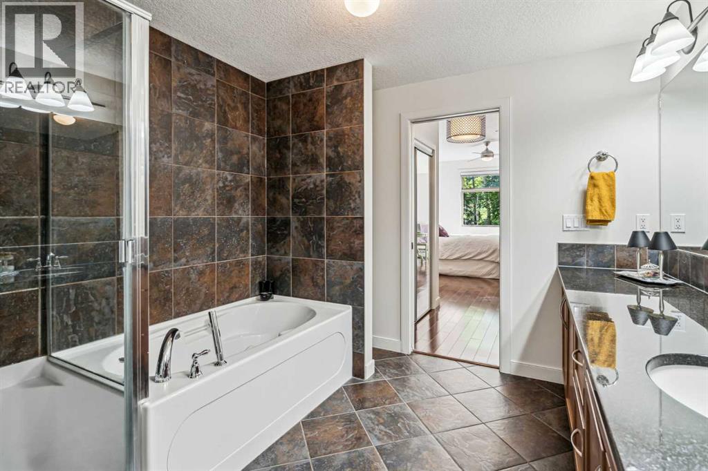 243, 35 Aspenmont Heights Sw, Calgary, Alberta  T3H 0E5 - Photo 15 - A2248029