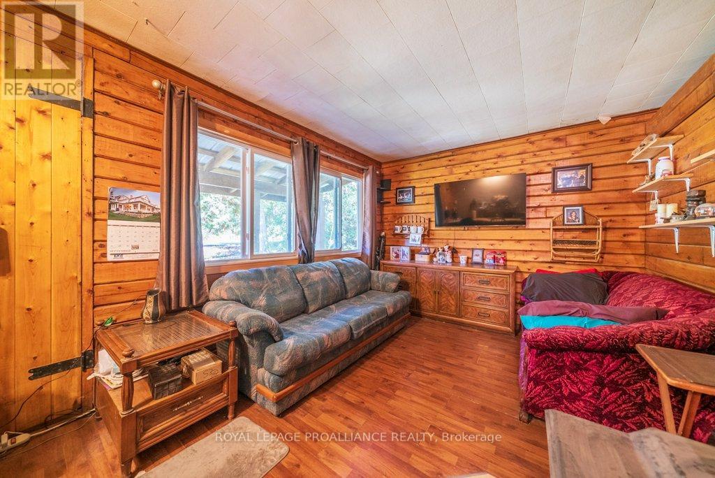 525 Skootamatta Lake Road, Frontenac (Frontenac North), Ontario  K0H 1K0 - Photo 19 - X12453940