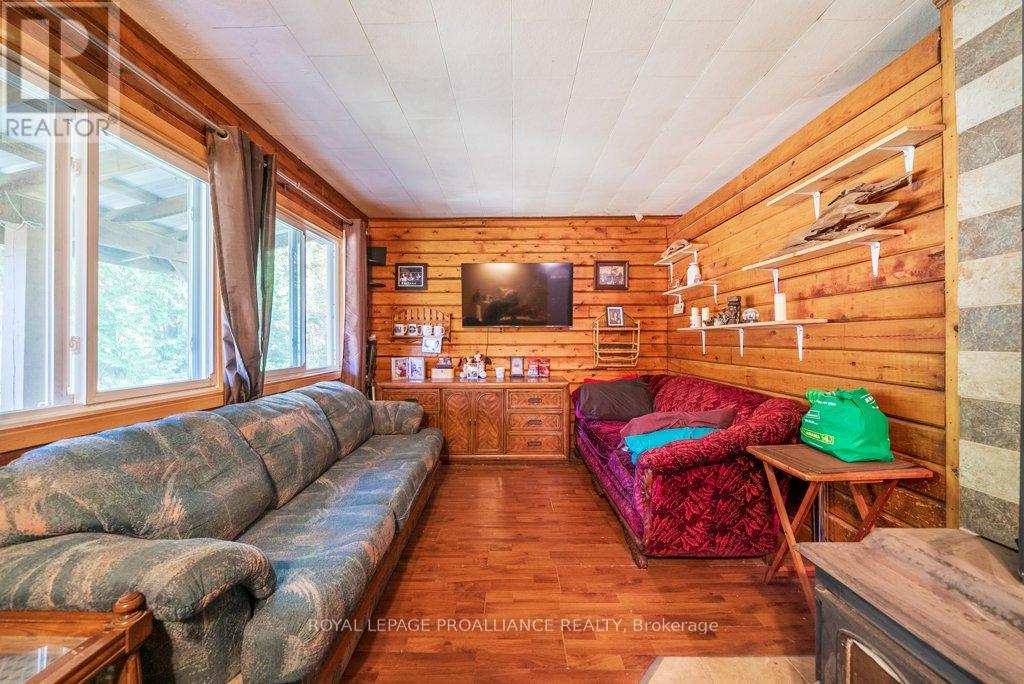 525 Skootamatta Lake Road, Frontenac (Frontenac North), Ontario  K0H 1K0 - Photo 21 - X12453940