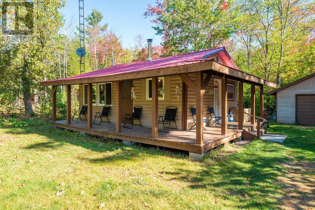 525 Skootamatta Lake Road, Frontenac (Frontenac North), Ontario  K0H 1K0 - Photo 29 - X12453940