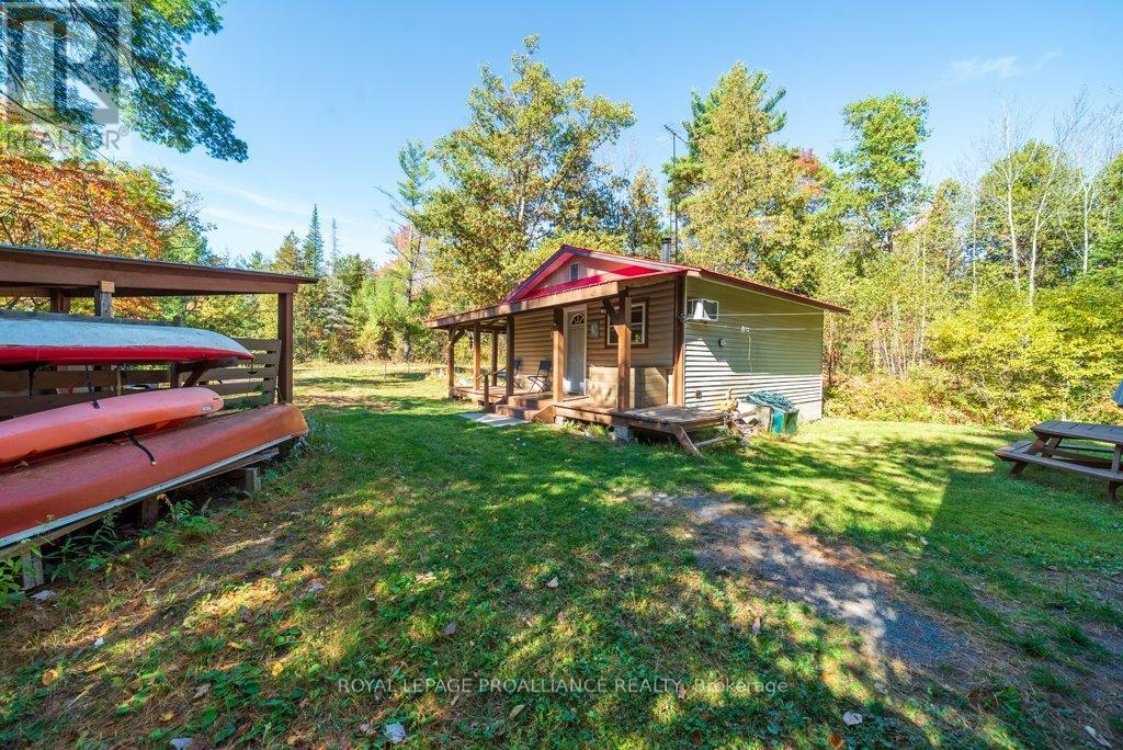 525 Skootamatta Lake Road, Frontenac (Frontenac North), Ontario  K0H 1K0 - Photo 31 - X12453940
