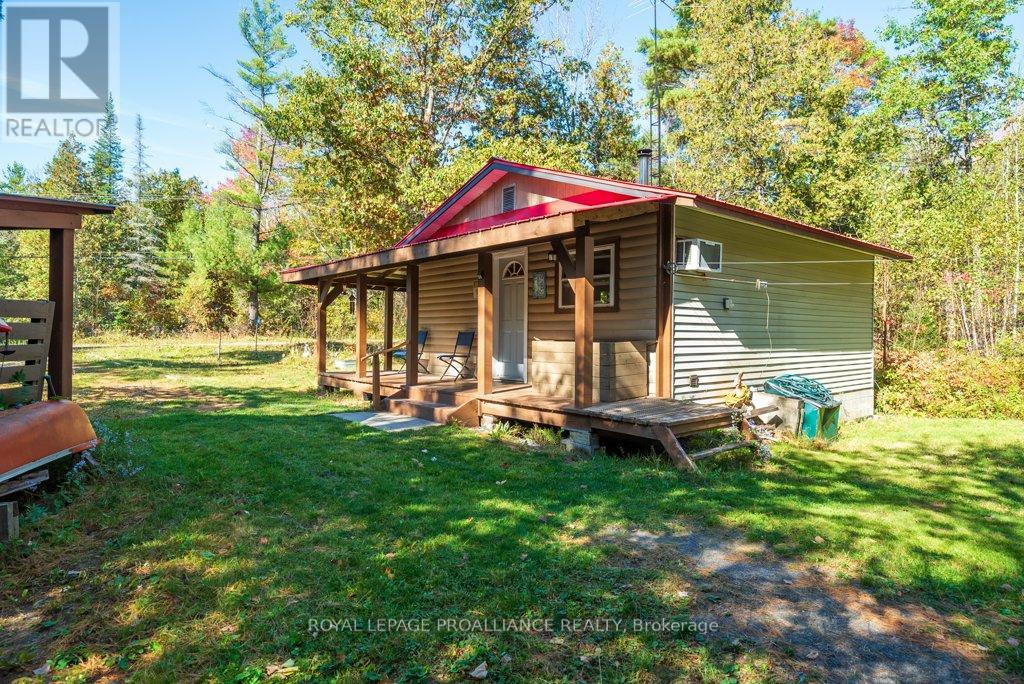 525 Skootamatta Lake Road, Frontenac (Frontenac North), Ontario  K0H 1K0 - Photo 32 - X12453940
