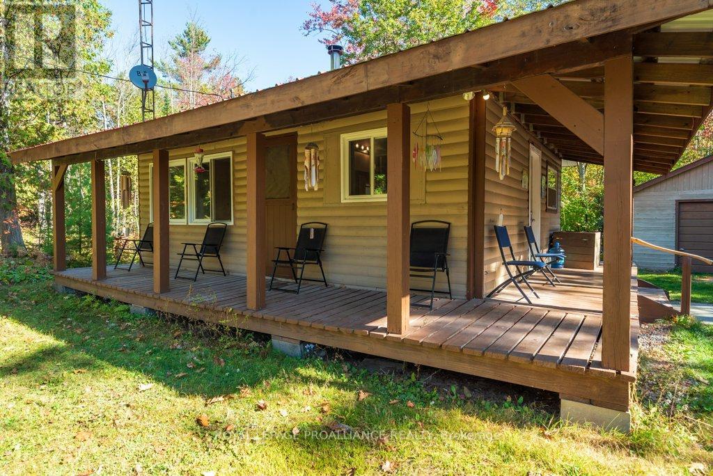 525 Skootamatta Lake Road, Frontenac (Frontenac North), Ontario  K0H 1K0 - Photo 6 - X12453940