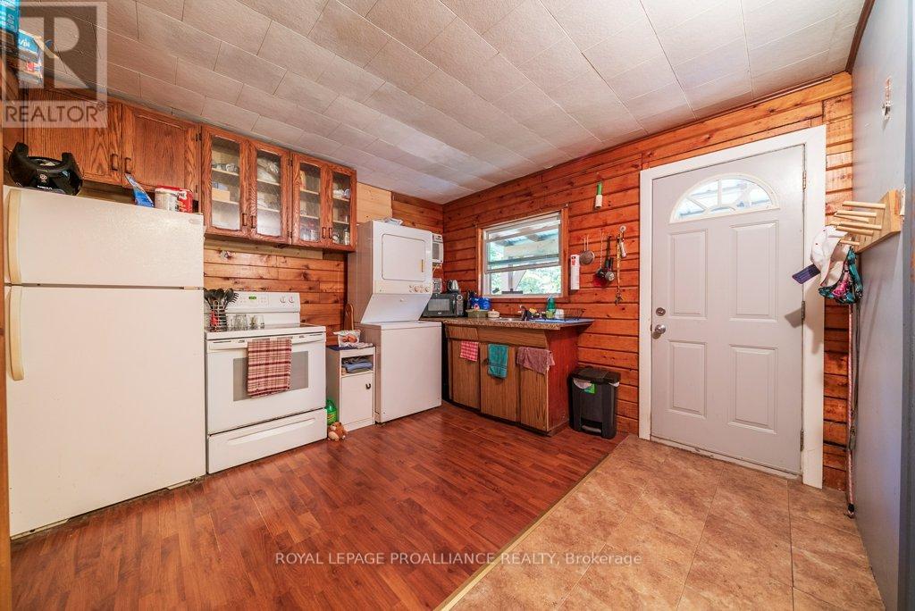 525 Skootamatta Lake Road, Frontenac (Frontenac North), Ontario  K0H 1K0 - Photo 8 - X12453940