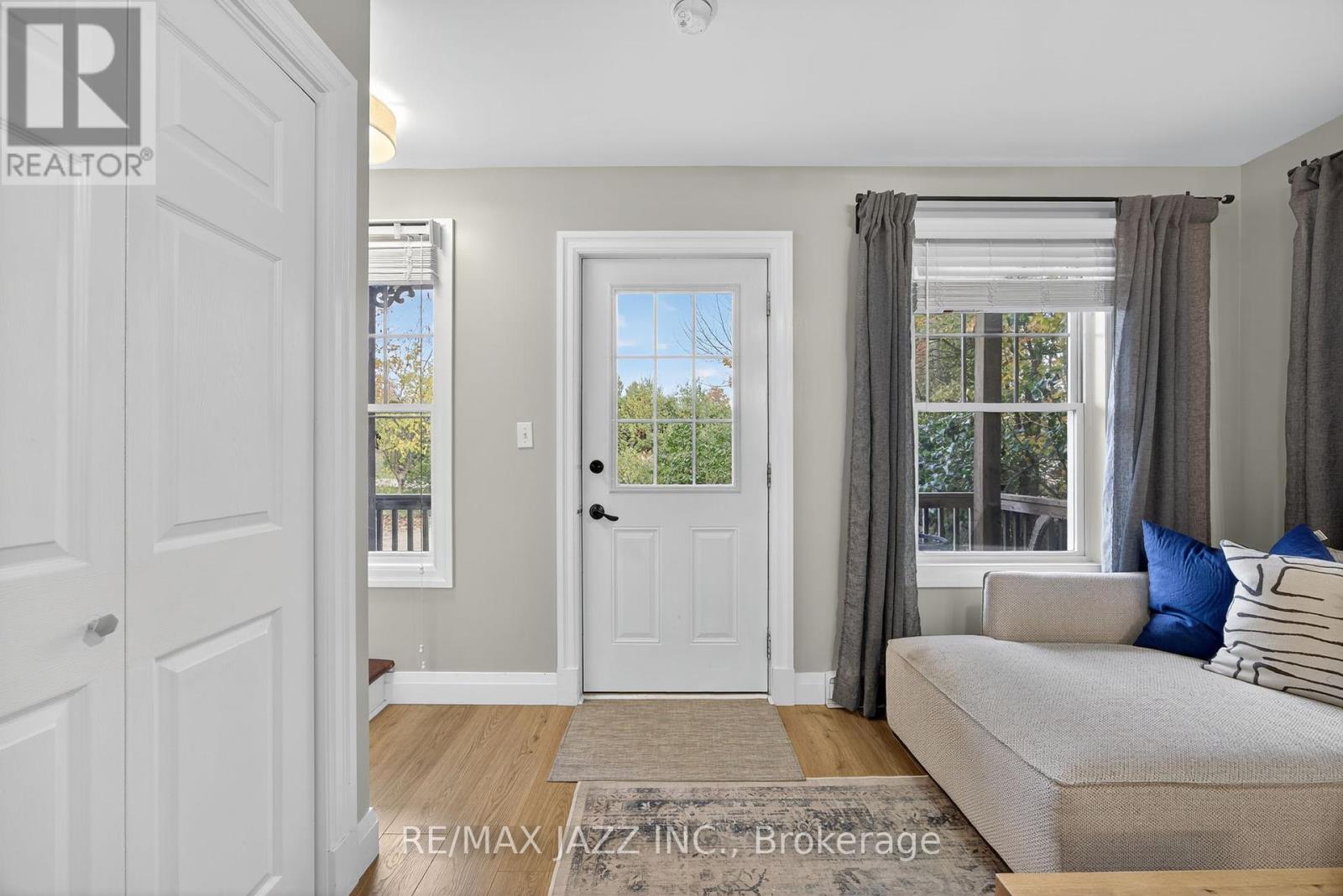 170 Raglan Street, Grey Highlands, Ontario  N0C 1E0 - Photo 5 - X12454066
