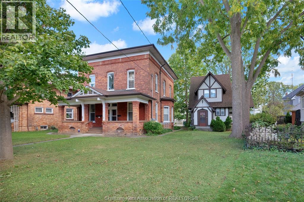 310, 312, 318 Wellington STREET West, Chatham, Ontario