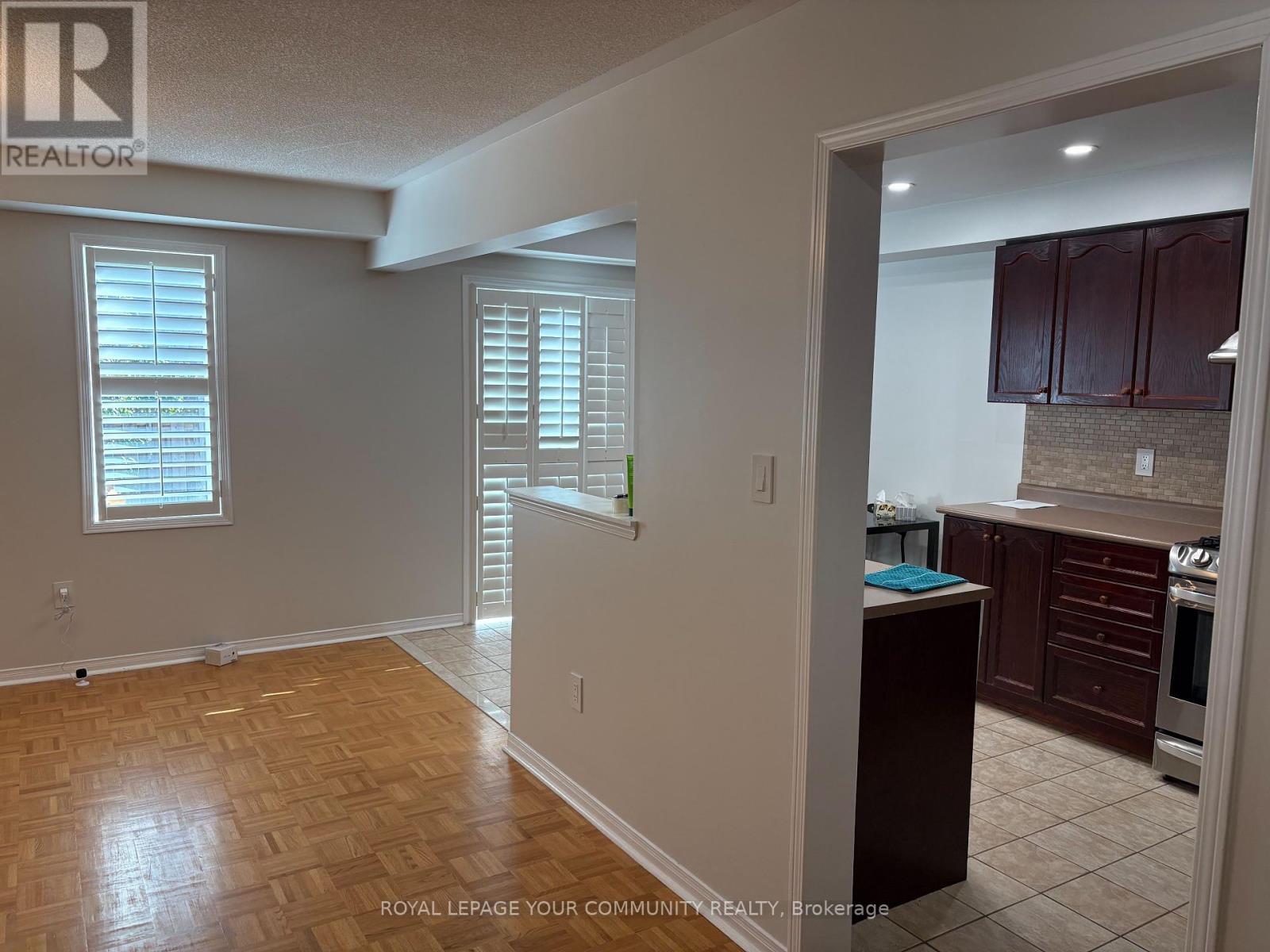146 Hollywood Hill Circle, Vaughan, Ontario  L4H 2P2 - Photo 8 - N12453793