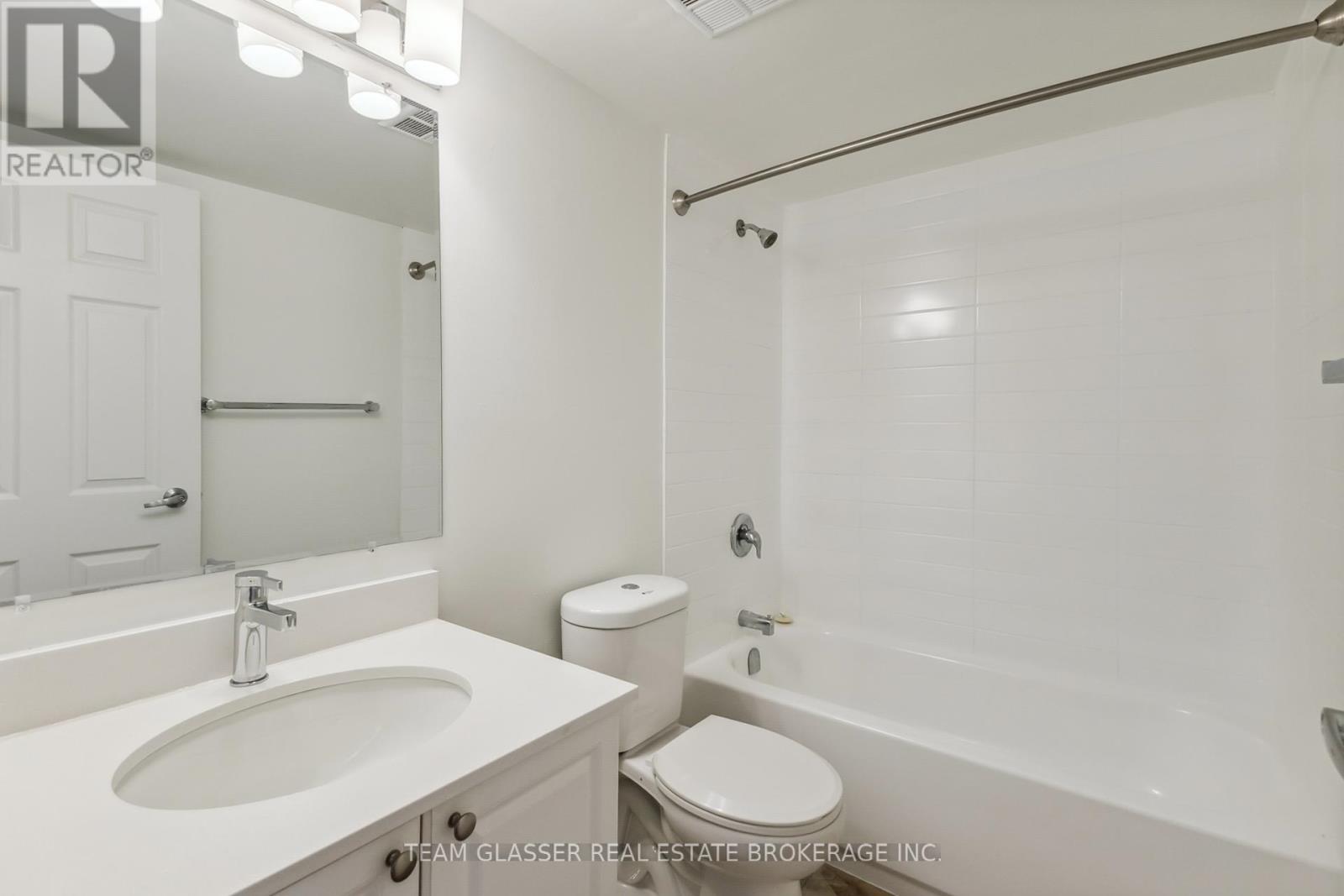 1213 - 21 King Street, London East, Ontario  N6A 5H3 - Photo 21 - X12453978