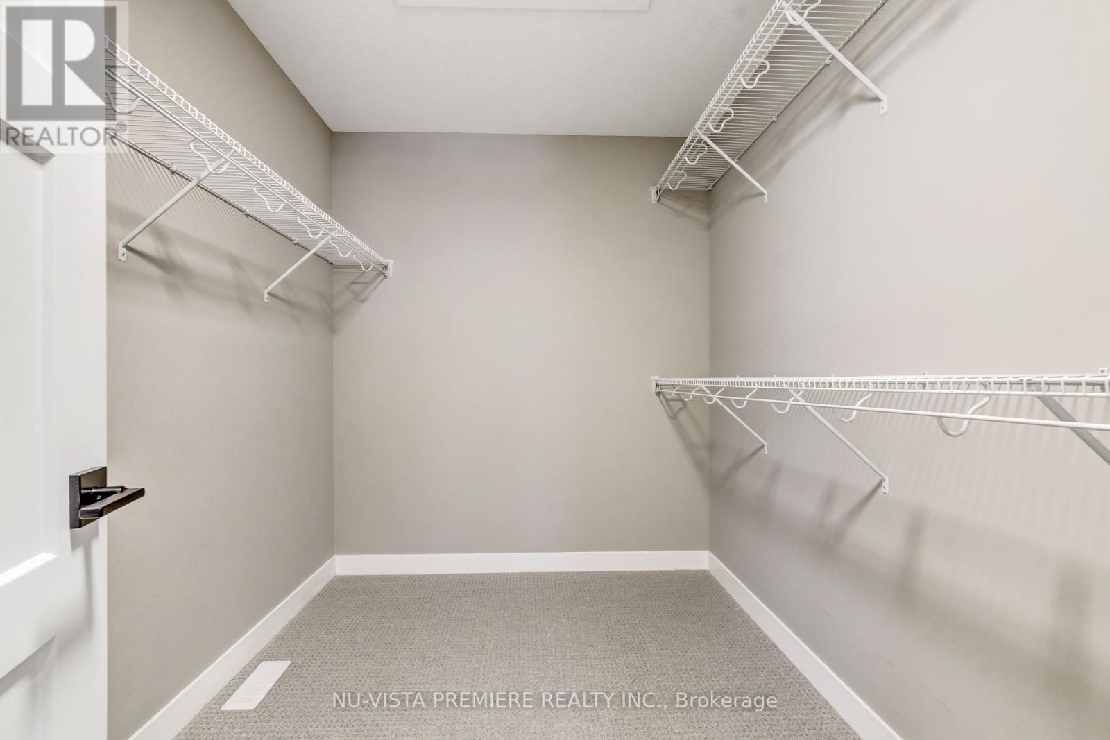 46 Aspen Circle, Thames Centre, Ontario  N0M 2P0 - Photo 22 - X12454075