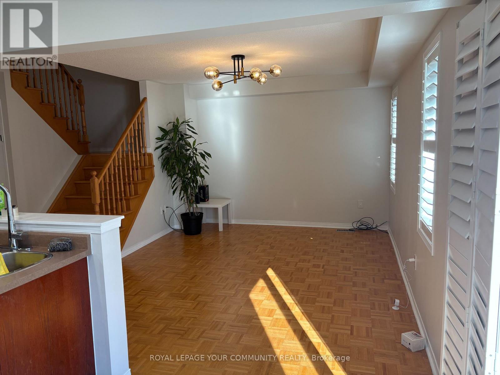 146 Hollywood Hill Circle, Vaughan, Ontario  L4H 2P2 - Photo 12 - N12453793