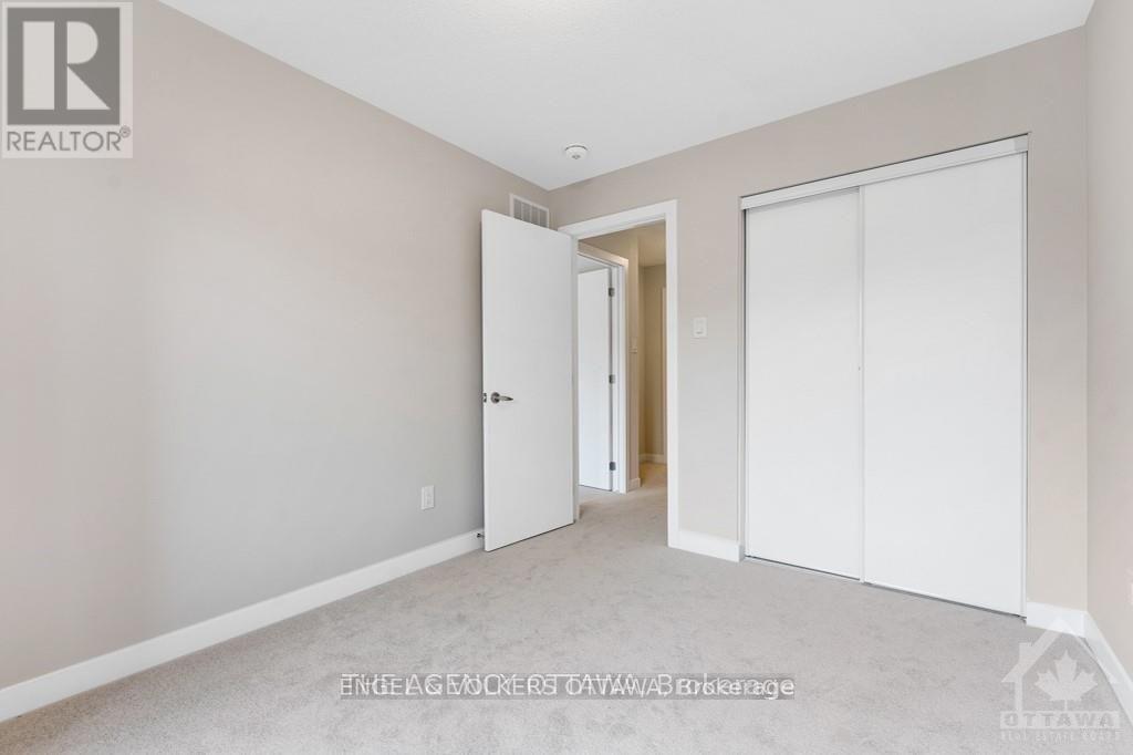 218 Speckled Alder Row, Ottawa, Ontario  K2J 7G8 - Photo 15 - X12453971