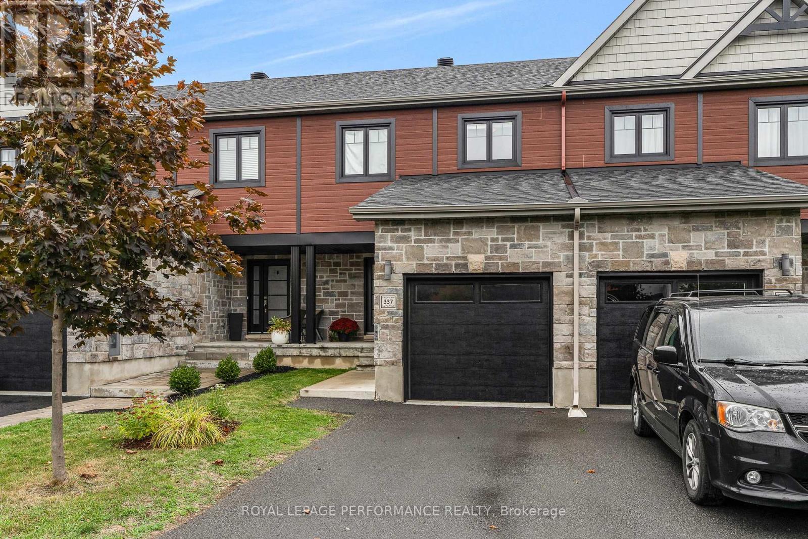 337 Twilight Avenue, Russell, Ontario  K4R 0E3 - Photo 2 - X12454024