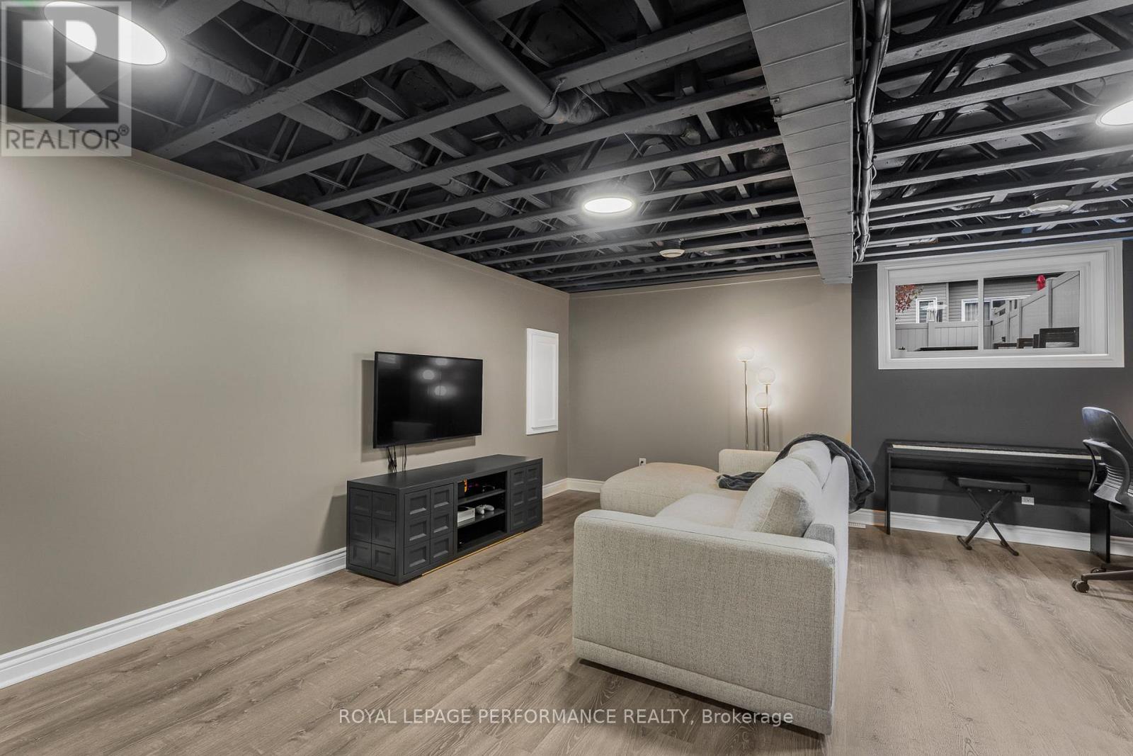 337 Twilight Avenue, Russell, Ontario  K4R 0E3 - Photo 25 - X12454024