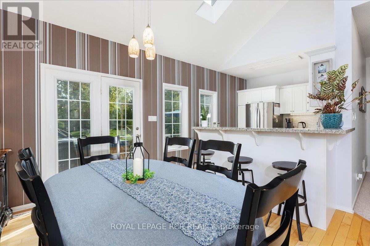 1903 Metro Road N, Georgina, Ontario  L0E 1L0 - Photo 11 - N12453829