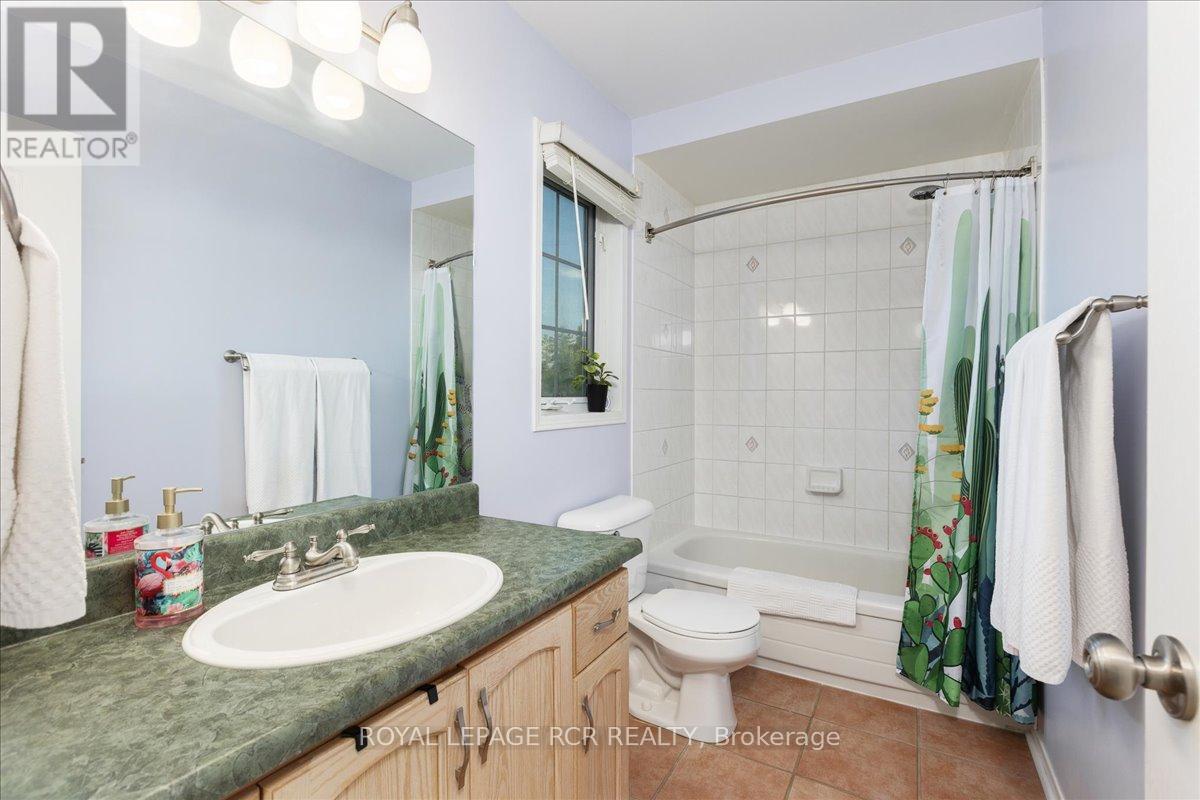 1903 Metro Road N, Georgina, Ontario  L0E 1L0 - Photo 19 - N12453829