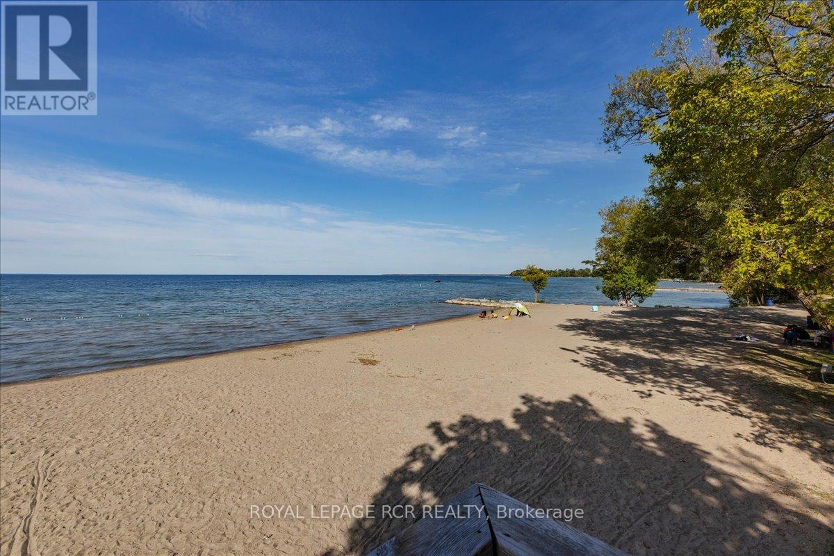 1903 Metro Road N, Georgina, Ontario  L0E 1L0 - Photo 43 - N12453829