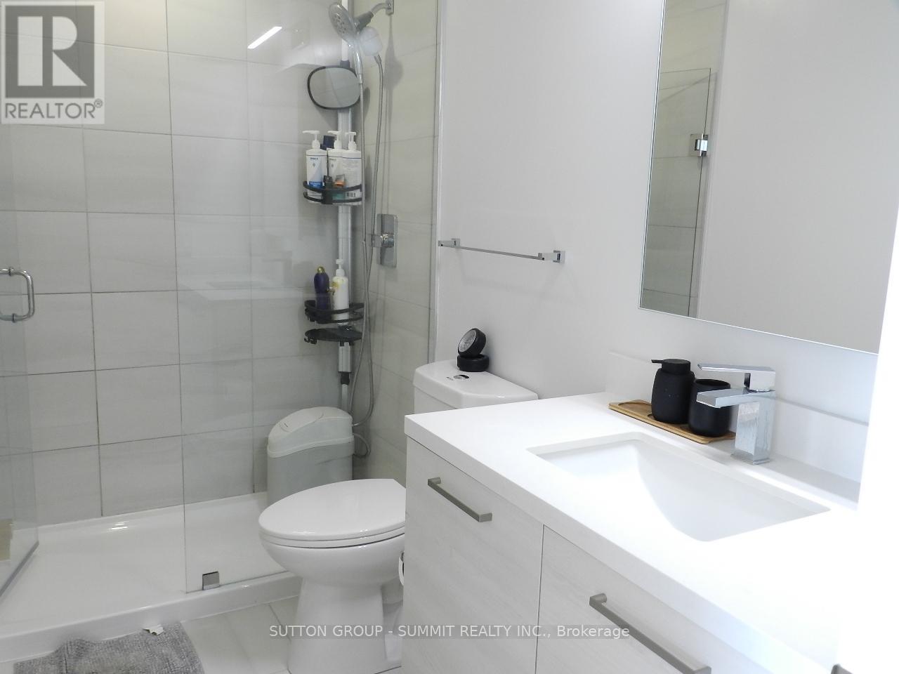 1607 - 12 Gandhi Lane, Markham, Ontario  L3T 0G8 - Photo 8 - N12453877
