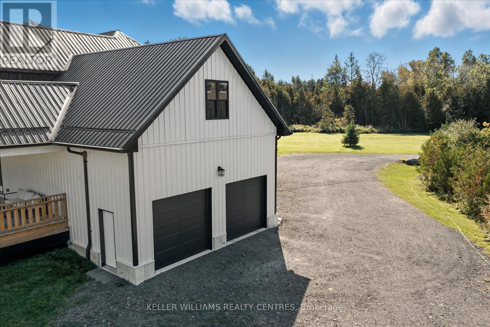 11601 Concession 3 Road, Uxbridge, Ontario  L9L 1R1 - Photo 40 - N12453914