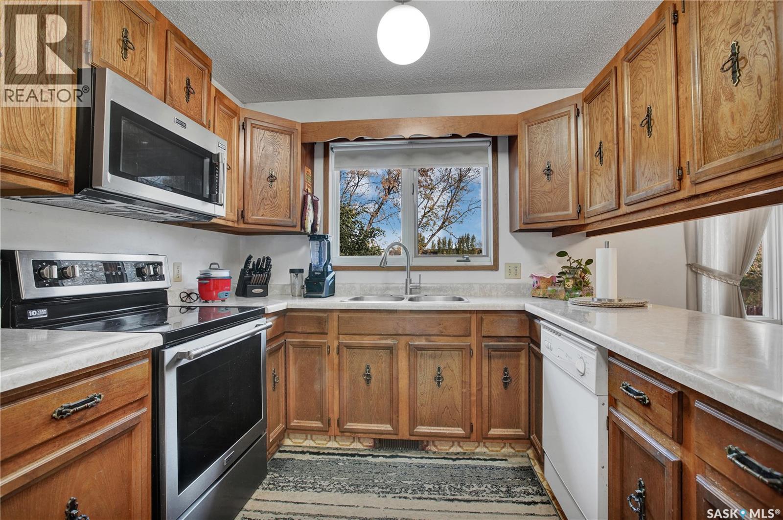 147 Arrand Crescent, Saskatoon, Saskatchewan  S7M 5A3 - Photo 10 - SK020243