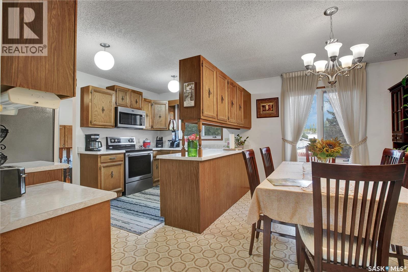 147 Arrand Crescent, Saskatoon, Saskatchewan  S7M 5A3 - Photo 9 - SK020243