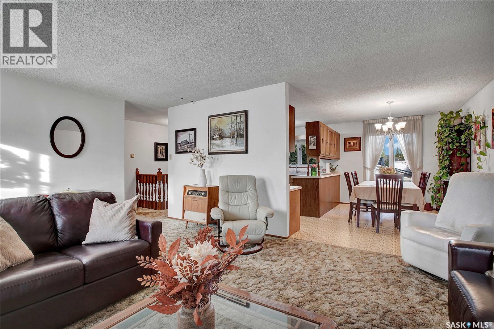 147 Arrand Crescent, Saskatoon, Saskatchewan  S7M 5A3 - Photo 7 - SK020243