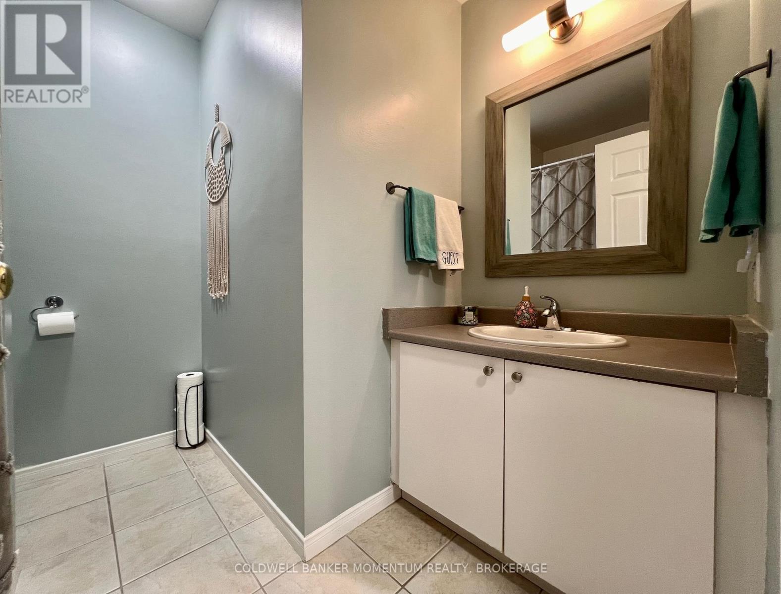 203 - 201 Dorchester Boulevard, St. Catharines, Ontario  L2M 7W1 - Photo 37 - X12453968