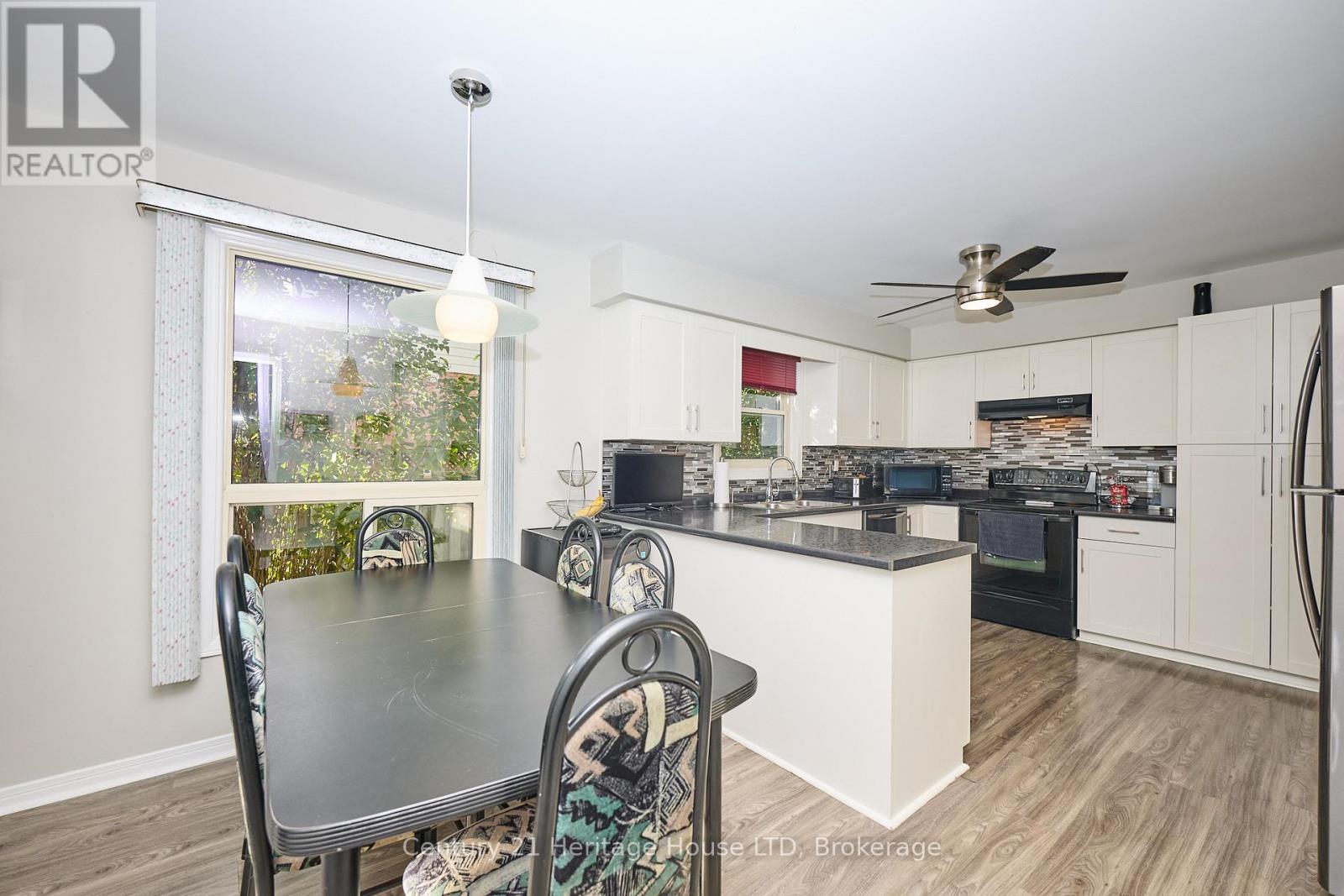 18 Bascary Crescent, St. Catharines, Ontario  L2S 3M8 - Photo 12 - X12454029
