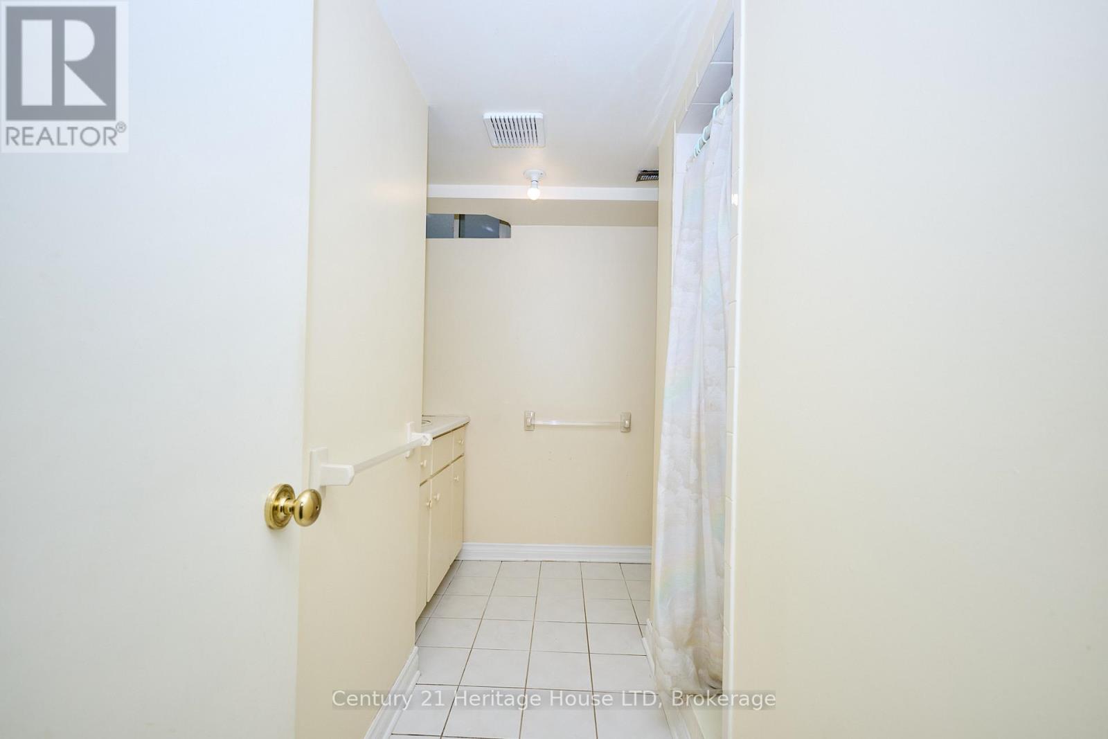 18 Bascary Crescent, St. Catharines, Ontario  L2S 3M8 - Photo 34 - X12454029