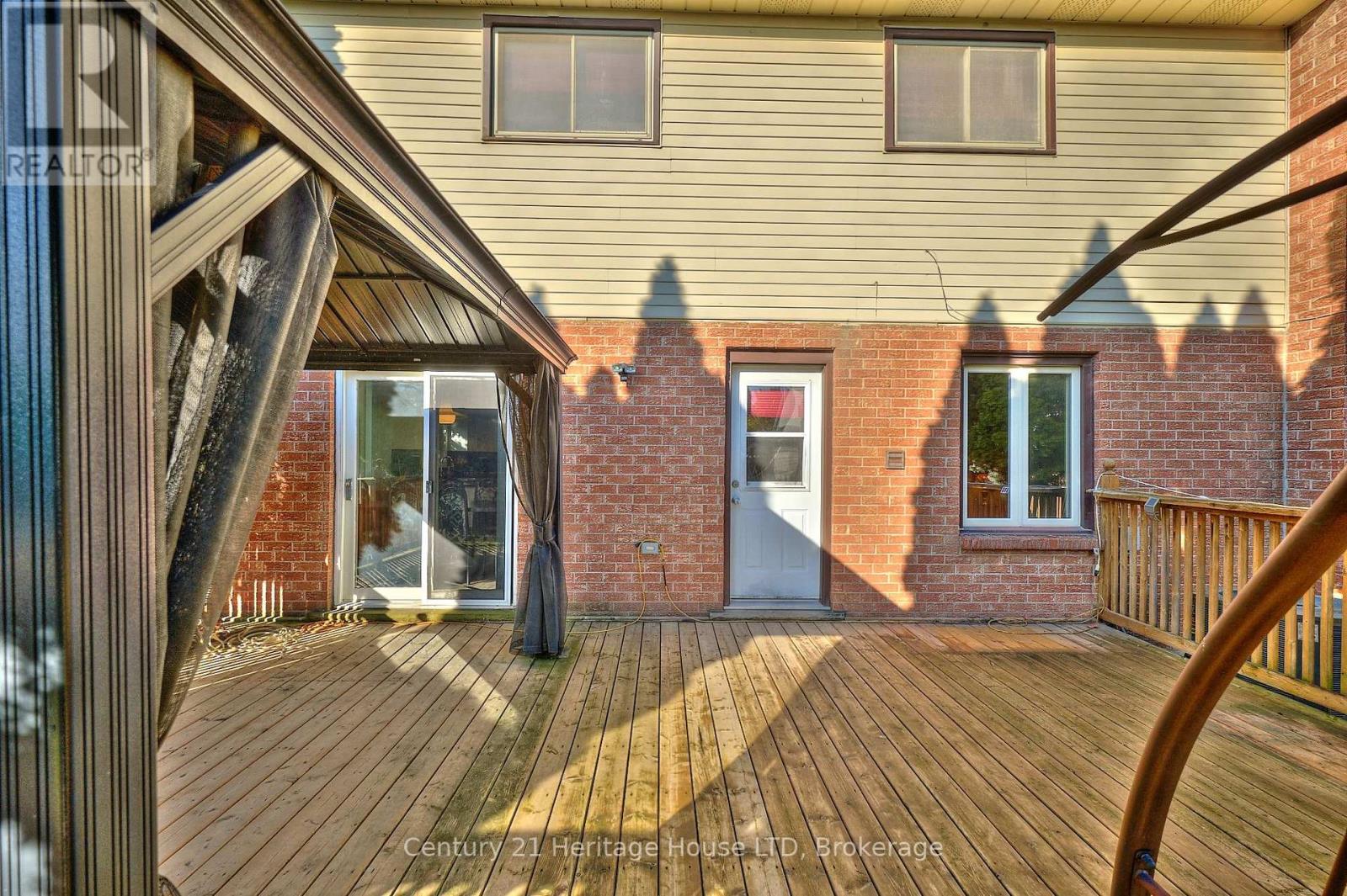 18 Bascary Crescent, St. Catharines, Ontario  L2S 3M8 - Photo 36 - X12454029