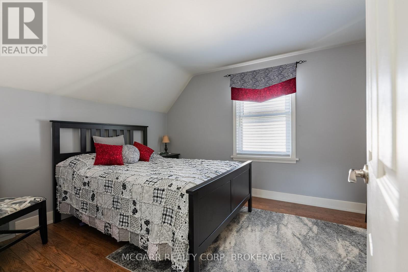 97 Else Street, St. Catharines, Ontario  L2N 2C4 - Photo 17 - X12454080