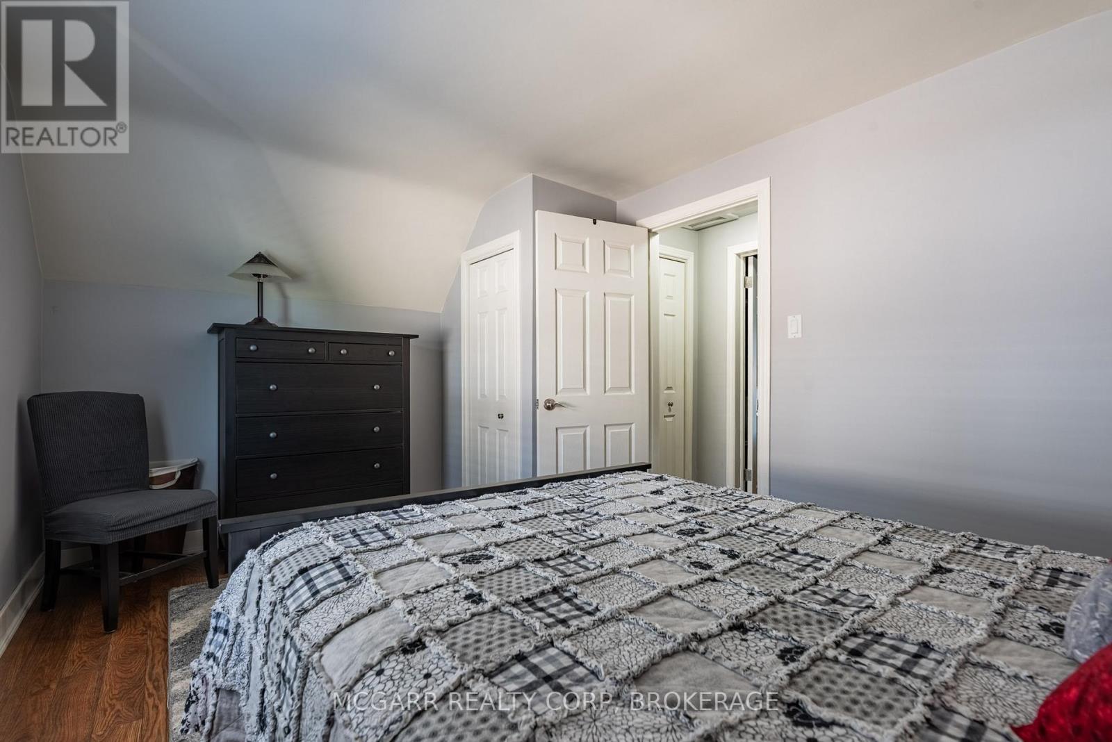 97 Else Street, St. Catharines, Ontario  L2N 2C4 - Photo 18 - X12454080