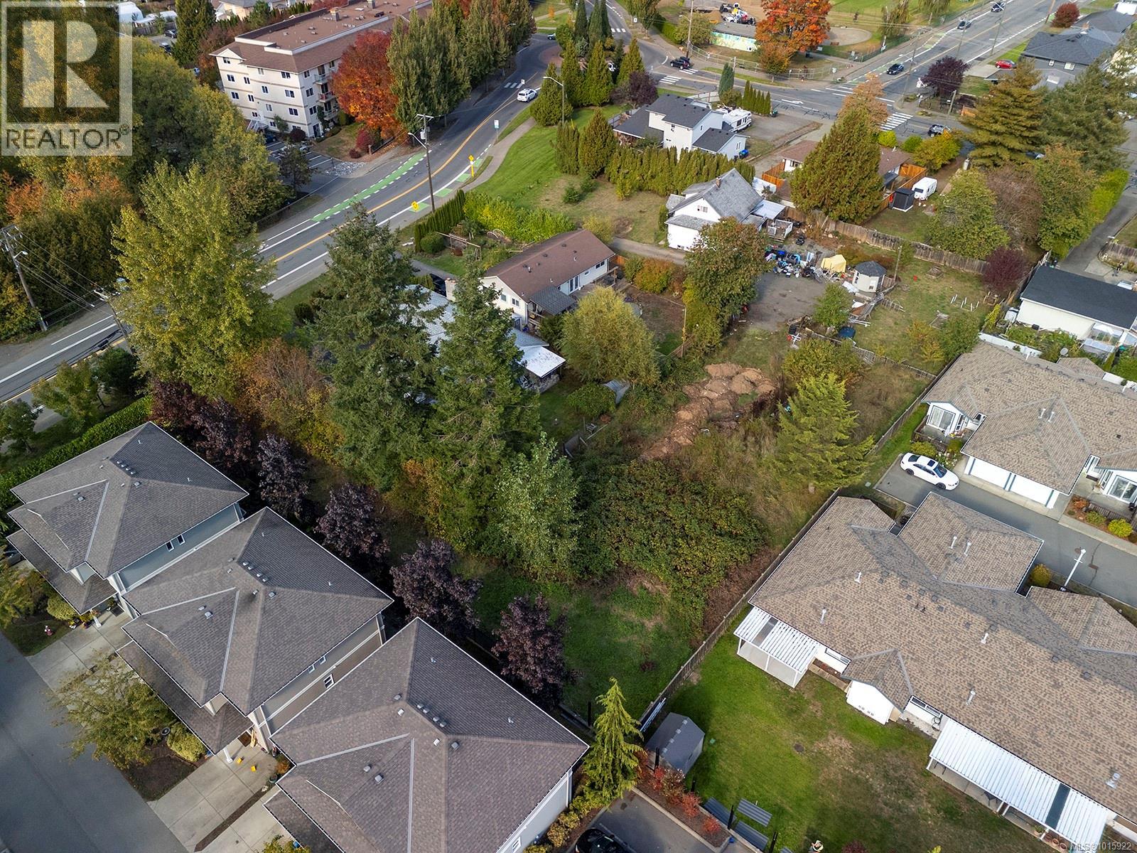1360 Cumberland Rd, Courtenay, British Columbia  V9N 2E9 - Photo 17 - 1015922