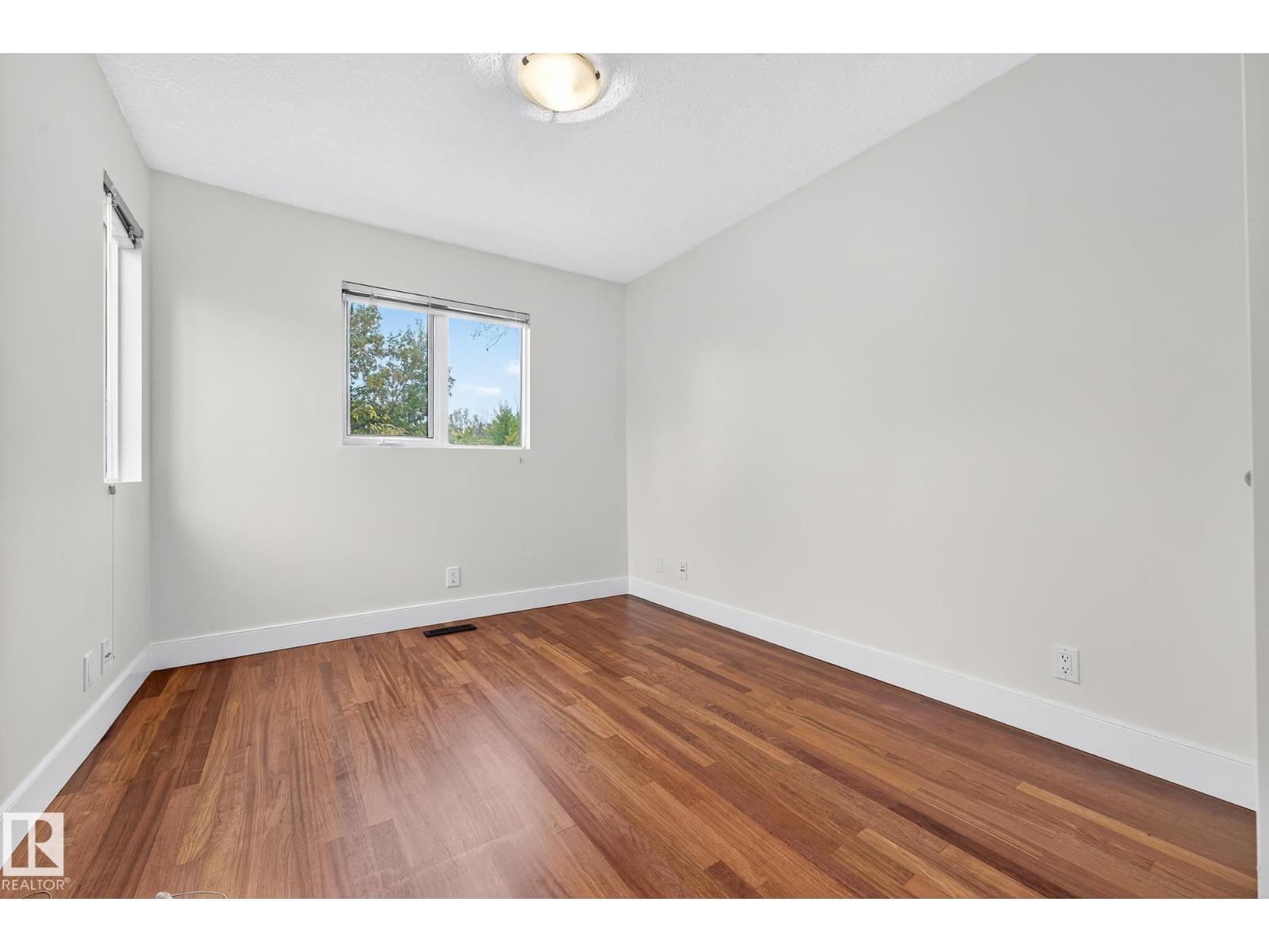 8860 93 St Nw, Edmonton, Alberta  T6C 3T1 - Photo 29 - E4461444
