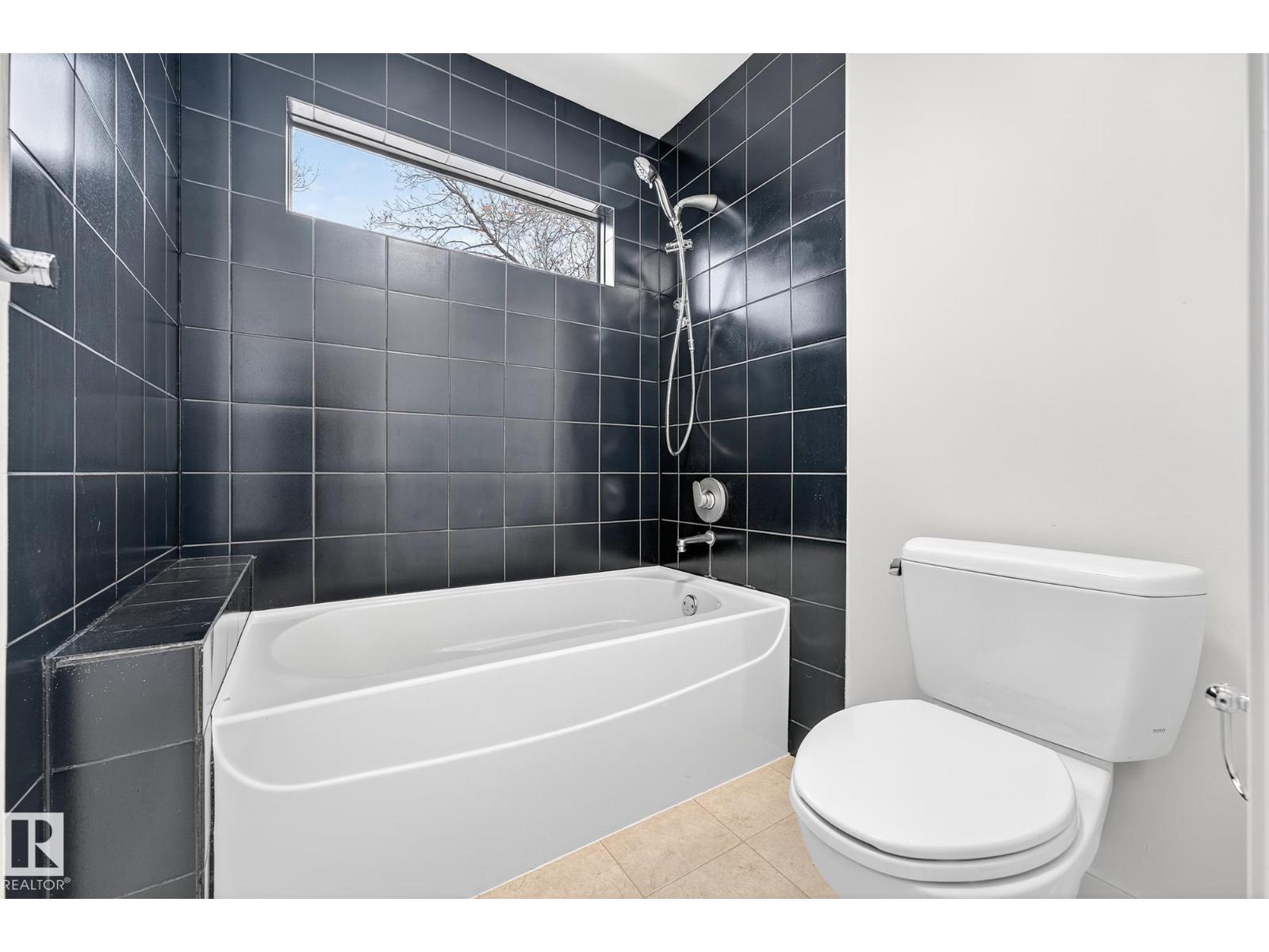 8860 93 St Nw, Edmonton, Alberta  T6C 3T1 - Photo 32 - E4461444