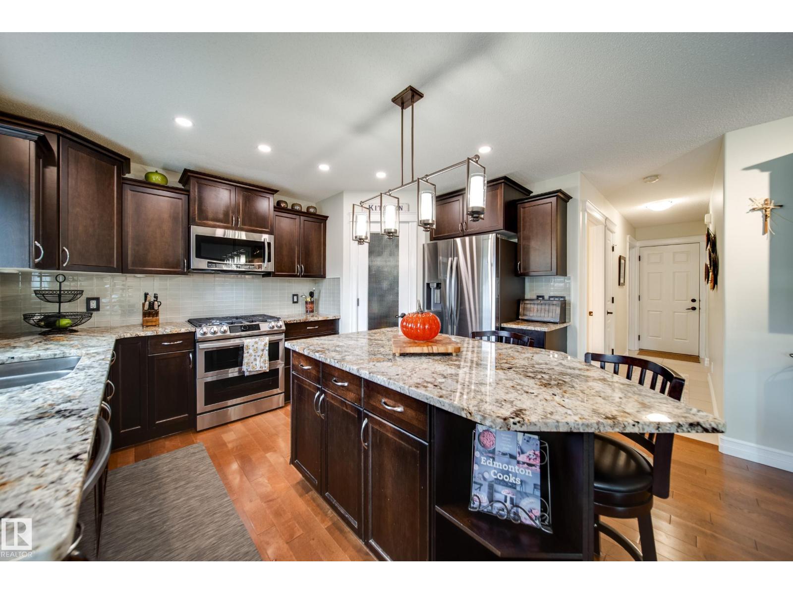 722 Caine Bv Sw Sw, Edmonton, Alberta  T6W 0R4 - Photo 10 - E4461447