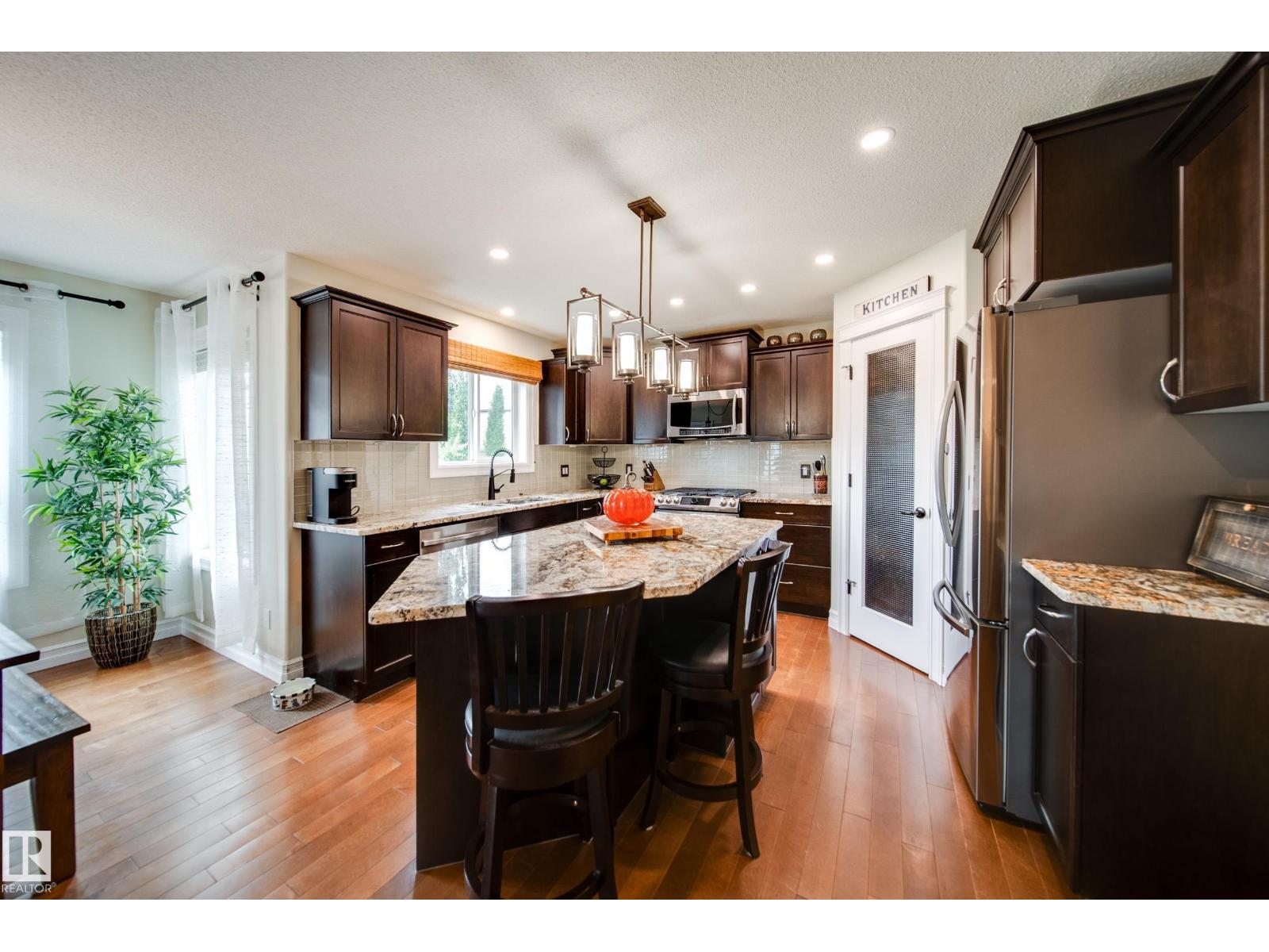 722 Caine Bv Sw Sw, Edmonton, Alberta  T6W 0R4 - Photo 7 - E4461447