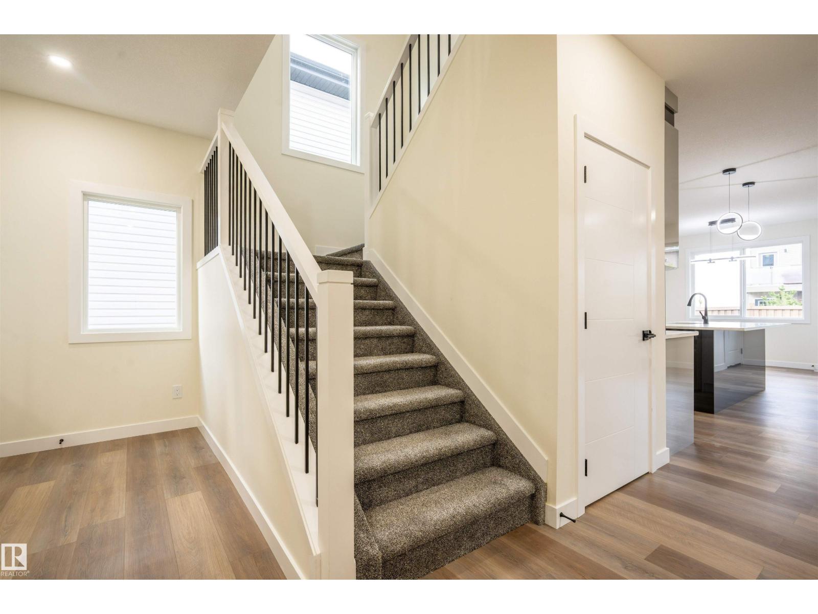 5720 176 Av Nw, Edmonton, Alberta  T5Y 0K8 - Photo 5 - E4461448