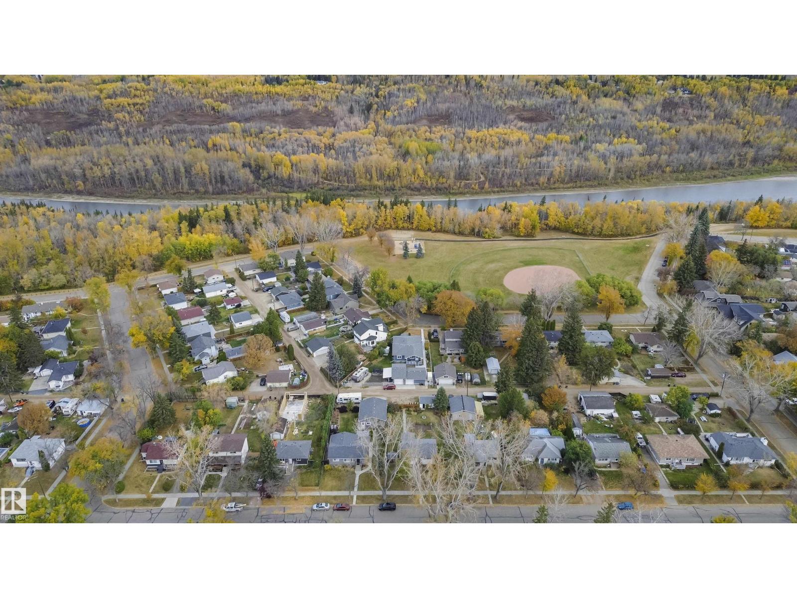 54 Saskatchewan, Devon, Alberta  T9E 1E4 - Photo 3 - E4461449