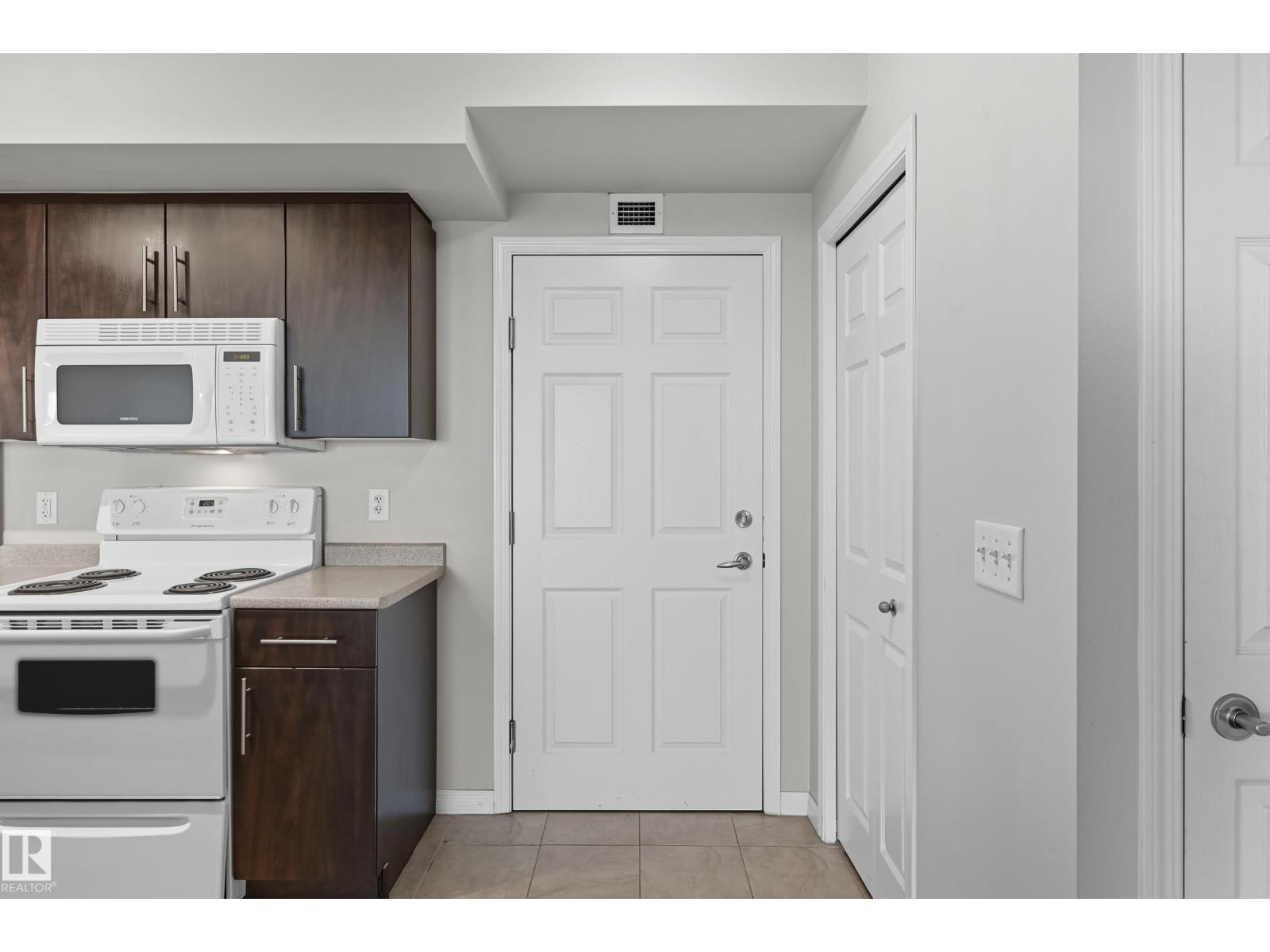 #313 6925 199 St Nw, Edmonton, Alberta  T5T 3X8 - Photo 5 - E4461450