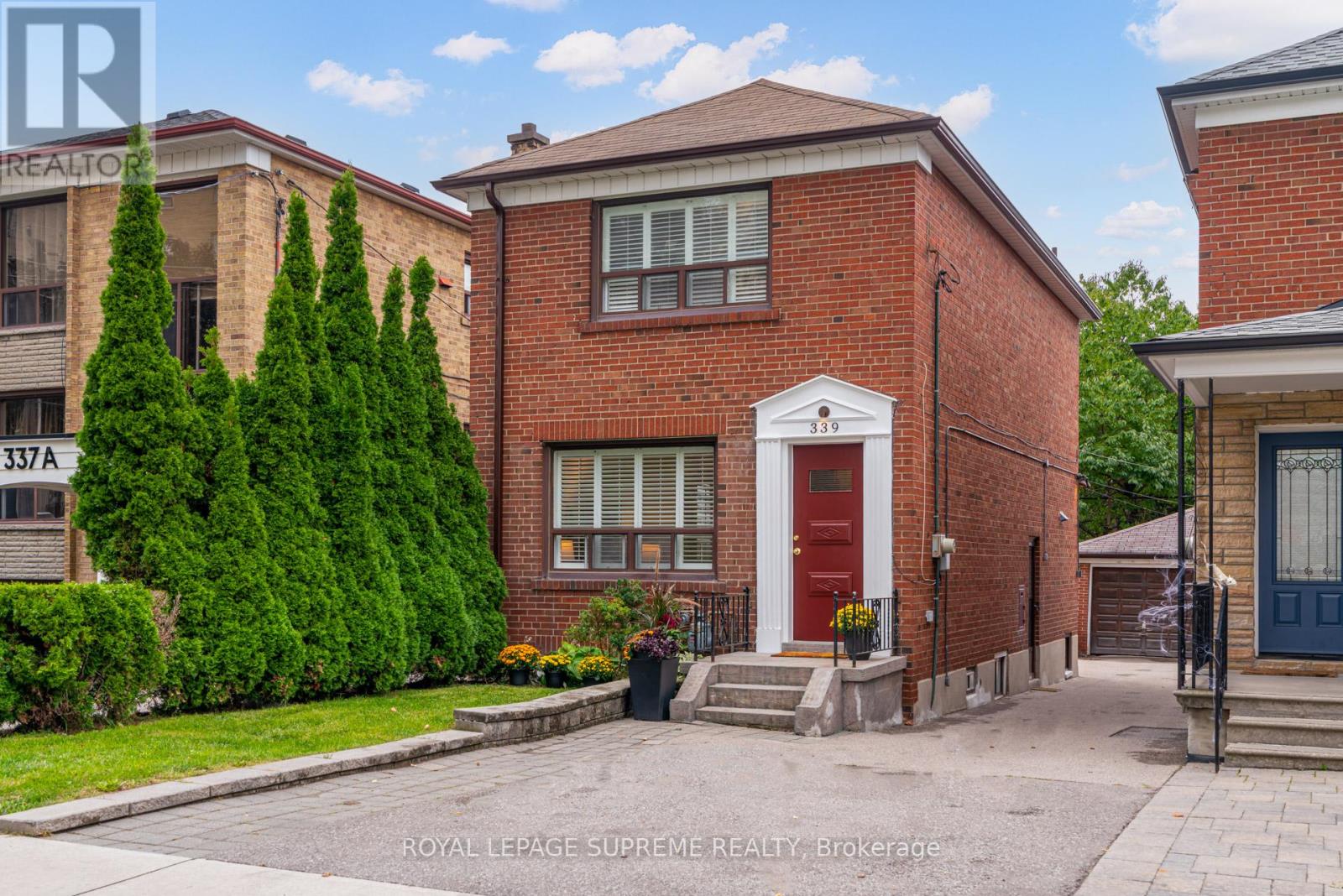339 HOPEWELL AVENUE, Toronto, Ontario