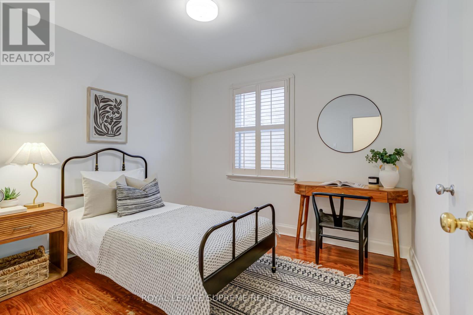 339 Hopewell Avenue, Toronto, Ontario  M6E 2S1 - Photo 20 - W12453831