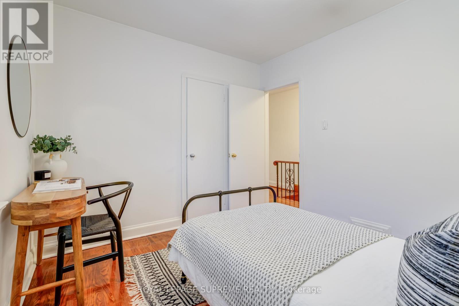 339 Hopewell Avenue, Toronto, Ontario  M6E 2S1 - Photo 23 - W12453831