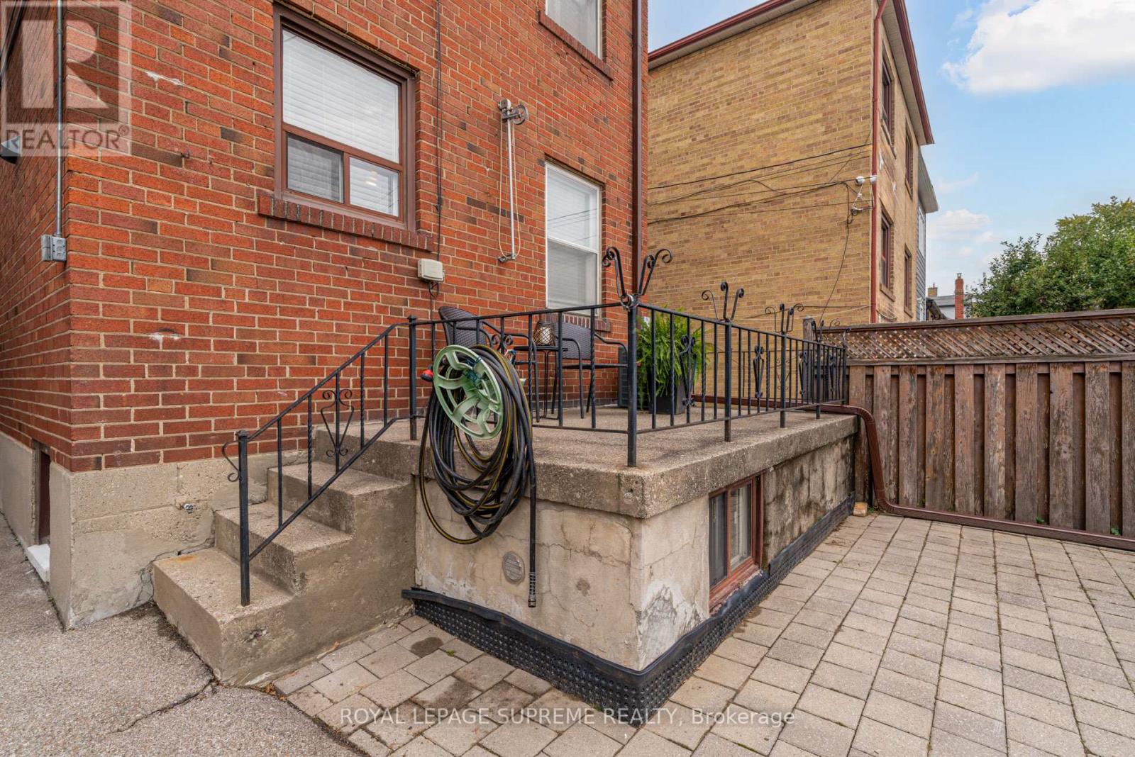 339 Hopewell Avenue, Toronto, Ontario  M6E 2S1 - Photo 39 - W12453831