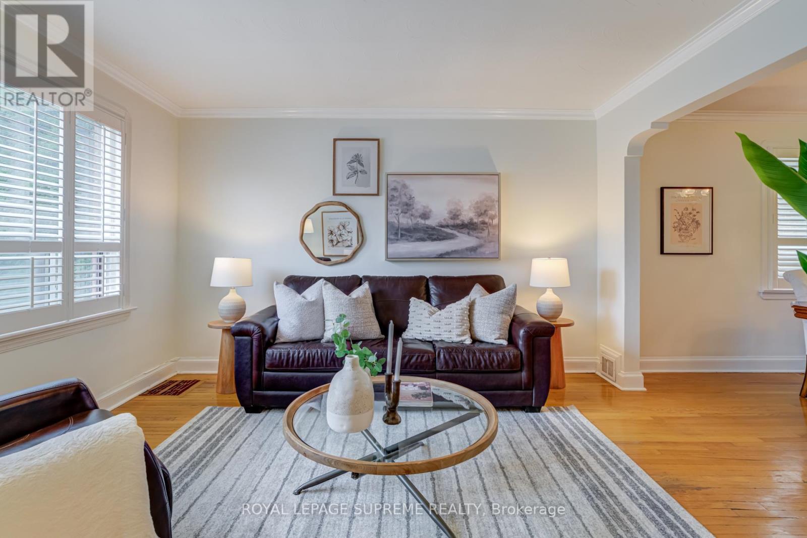339 Hopewell Avenue, Toronto, Ontario  M6E 2S1 - Photo 4 - W12453831